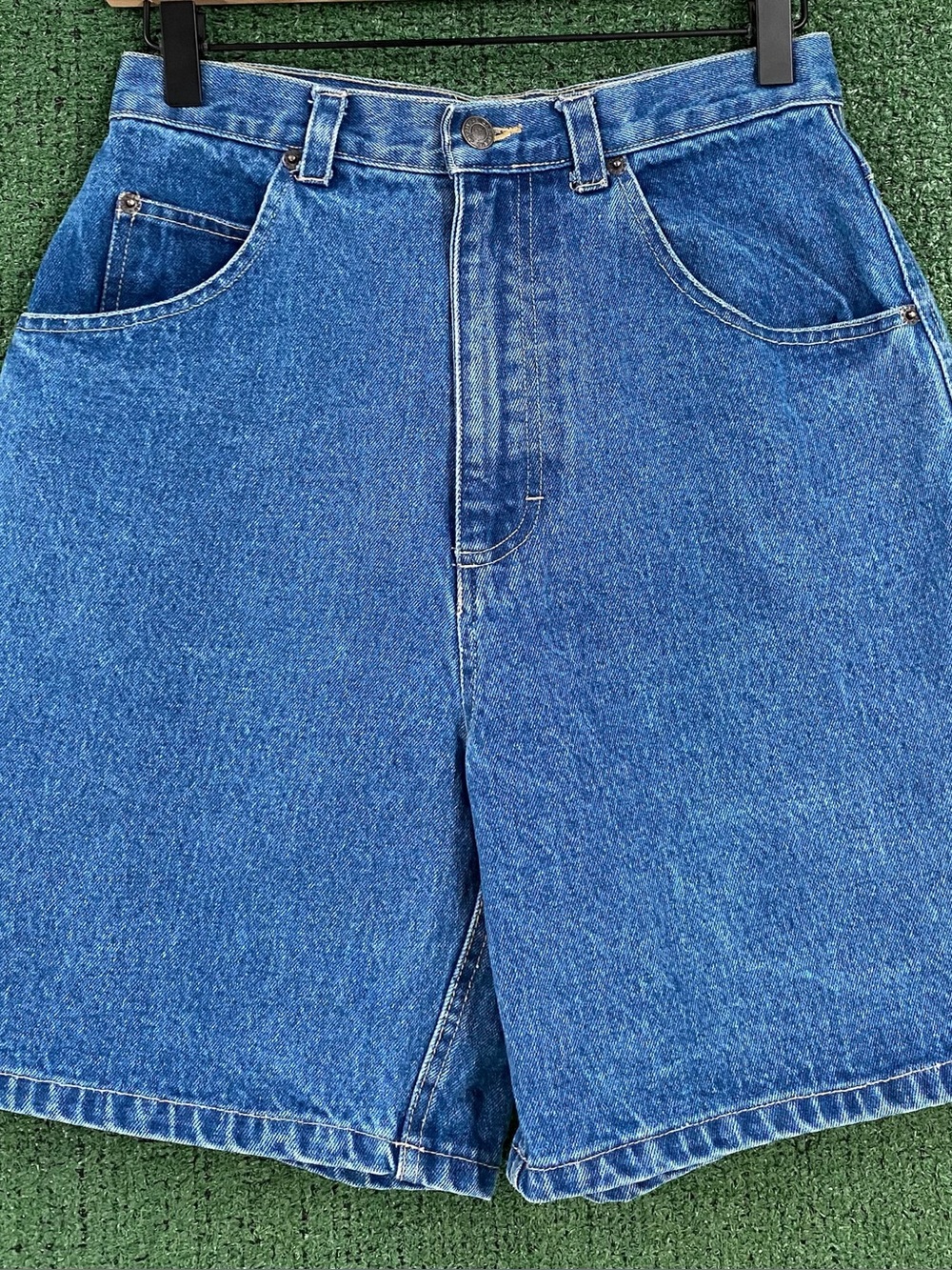 Vintage 90’s Great Land High Rise Denim Jean Shorts Jorts Women’s SZ 26” Waist